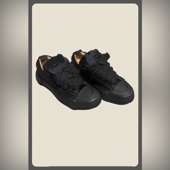 Valabasas 400L Vision Noir Lux      (Limited Series) - Picture 2 of 8